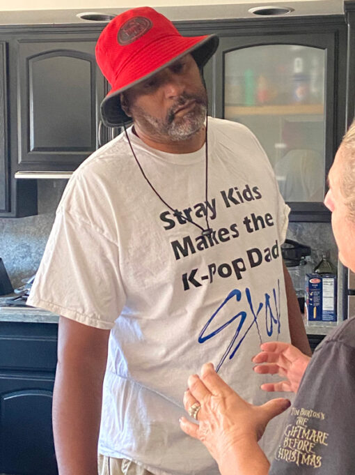 Stray Kids Makes Kpop Dad Stay T-Shirt